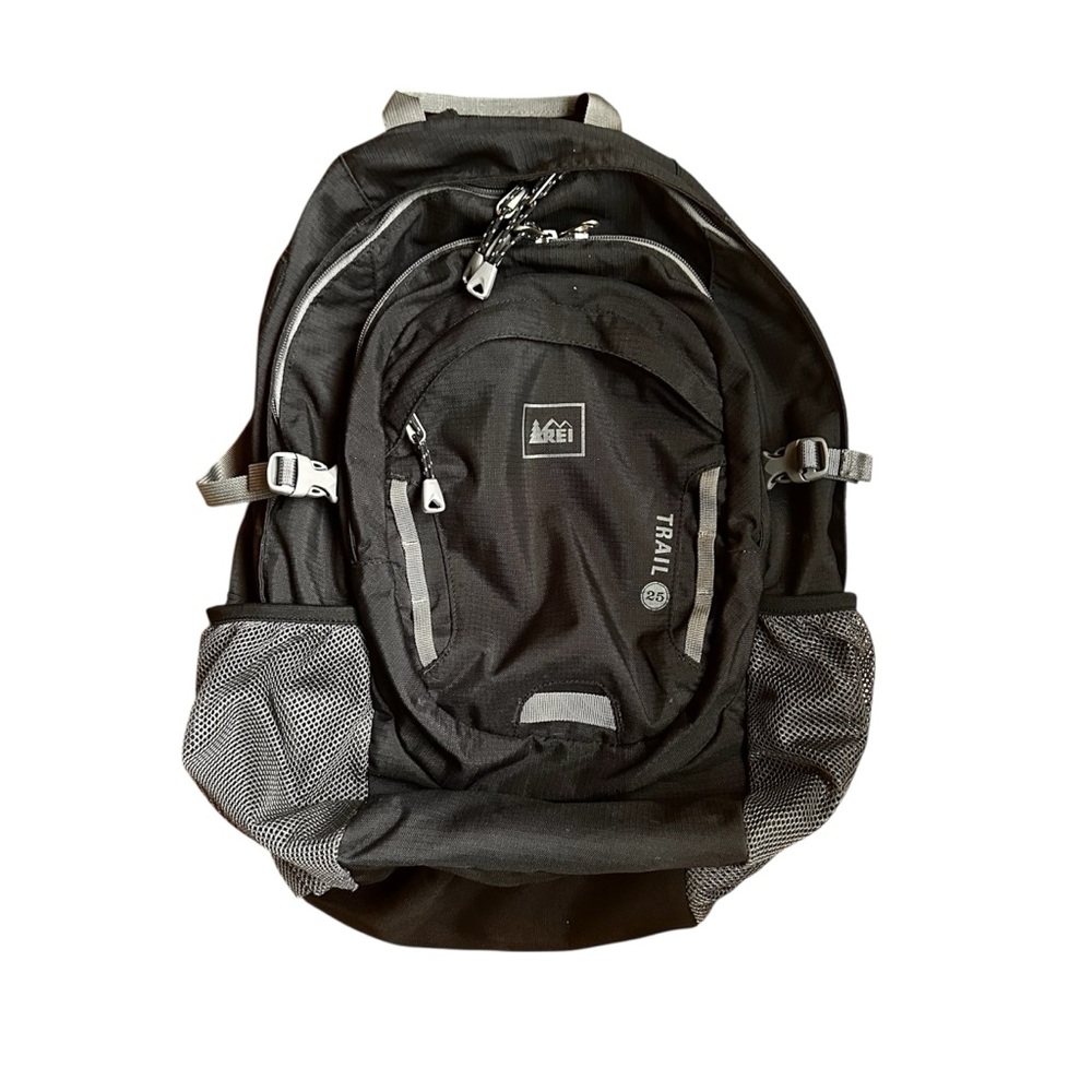 REI Trail 25 Black and Gray Backpack Hiking Outdoors Camping